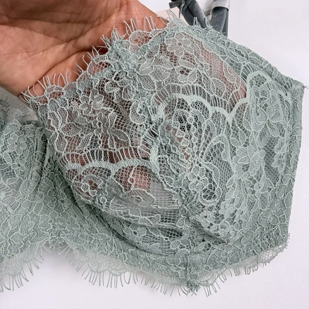 Victoria's Secret Dream Angels Unlined‎ Uplift Sling Lace Bra Sage Green 32DDD